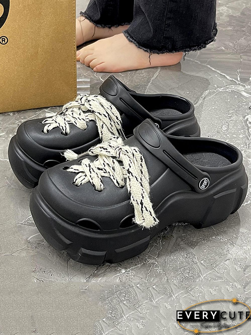 Hollow Round-Toe Crocs Platform Shoes Slider Sandals