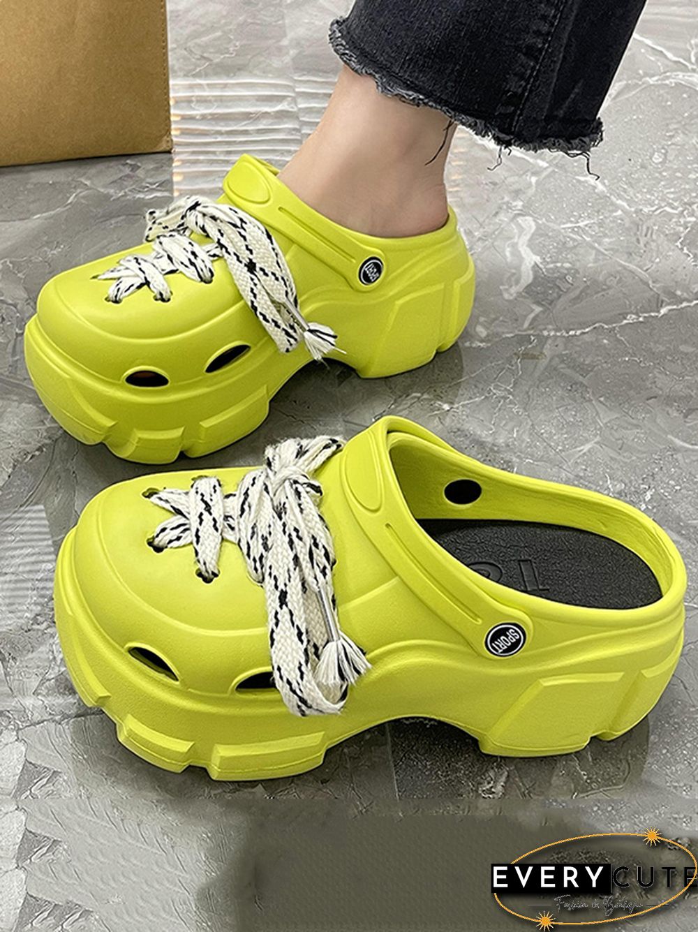 Hollow Round-Toe Crocs Platform Shoes Slider Sandals