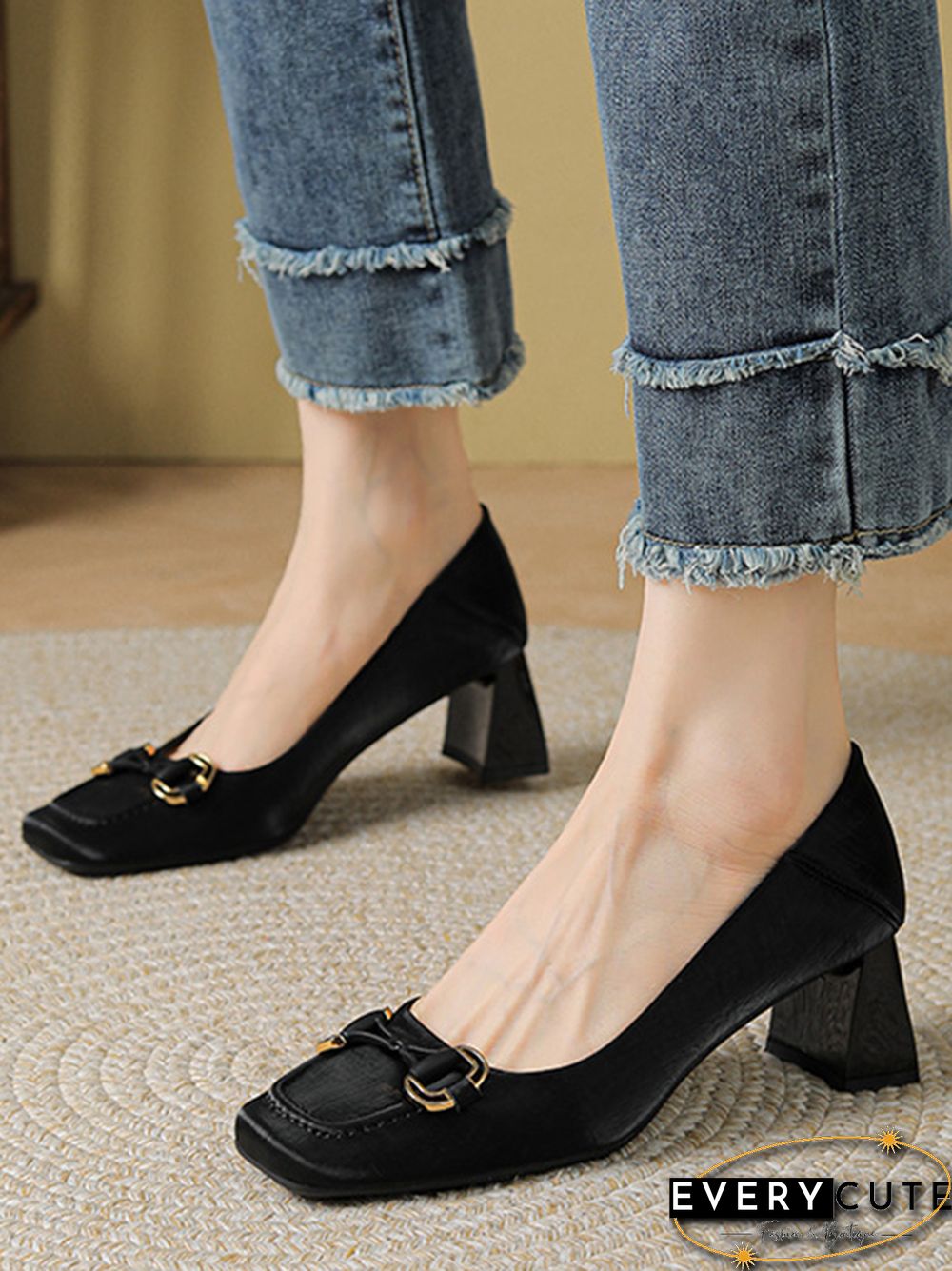 Shallow Cut Split-Joint Square-Toe Pumps