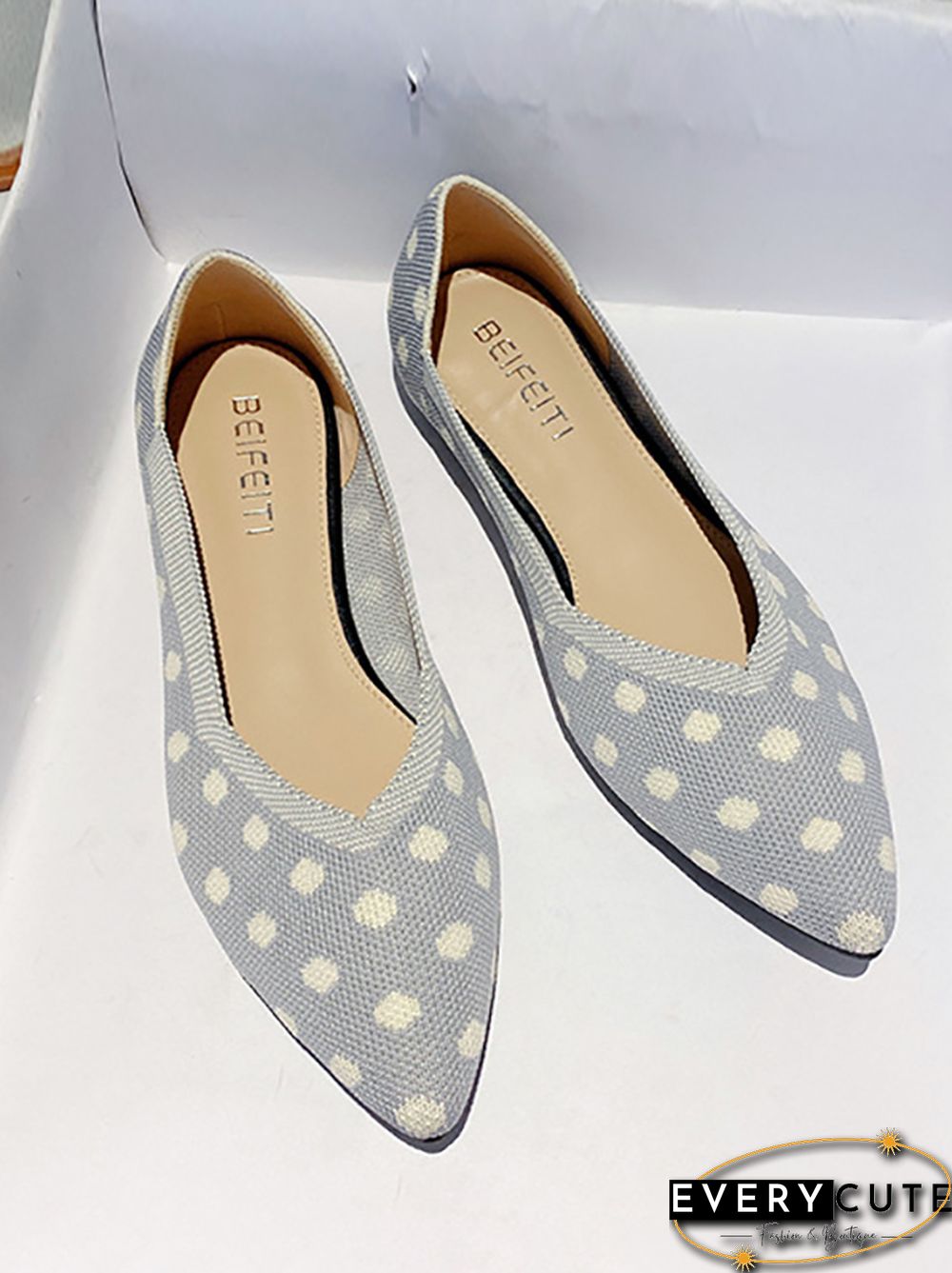 Contrast Color Pointed-Toe Polka-Dot V-Cut Low Heels Flat Shoes