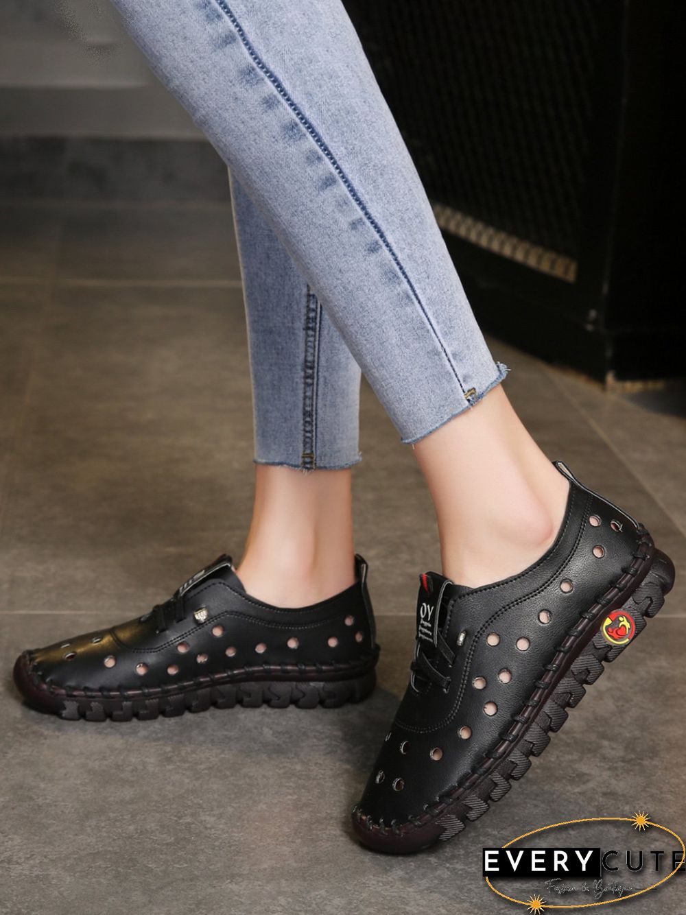 Cutout Breathable Super Soft Sole Moccasin Lace-Up Shoes