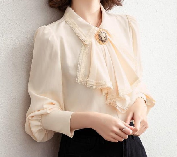 Audrey Vintage-style Cameo Blouse