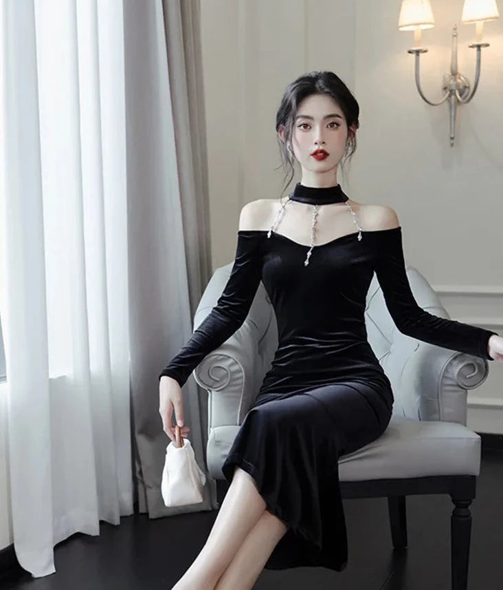 Goddess in The Night Dark Aesthetic Vamp Velvet Dress