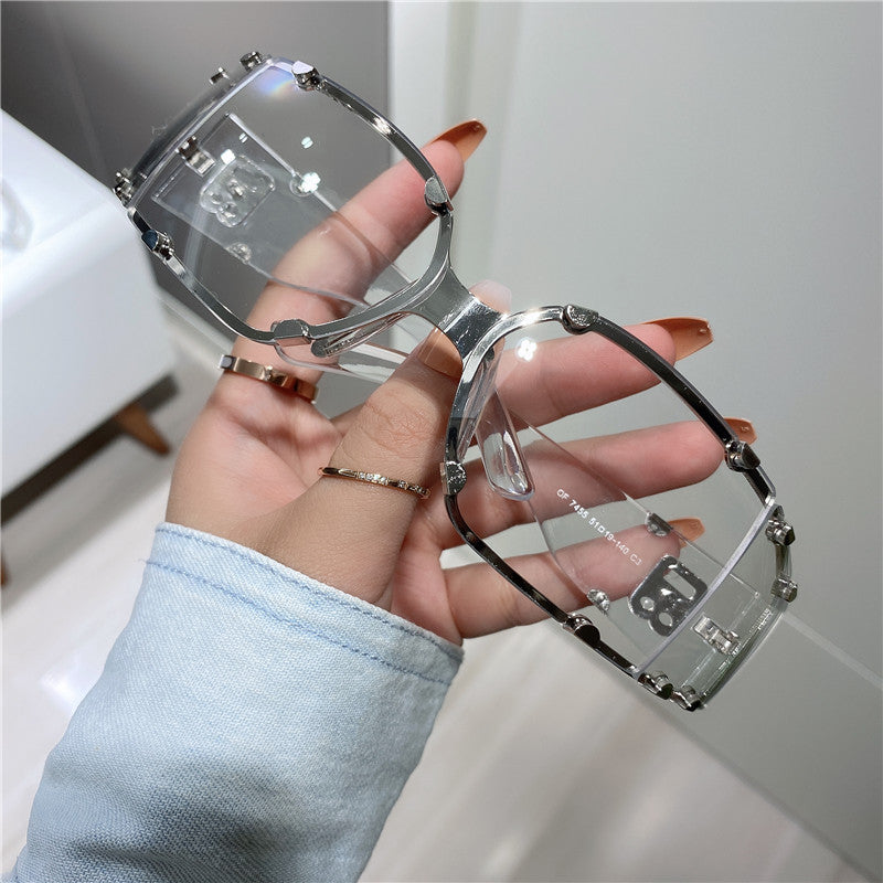 Selene Transparent Retro Wind Proof Rivet Sunglasses