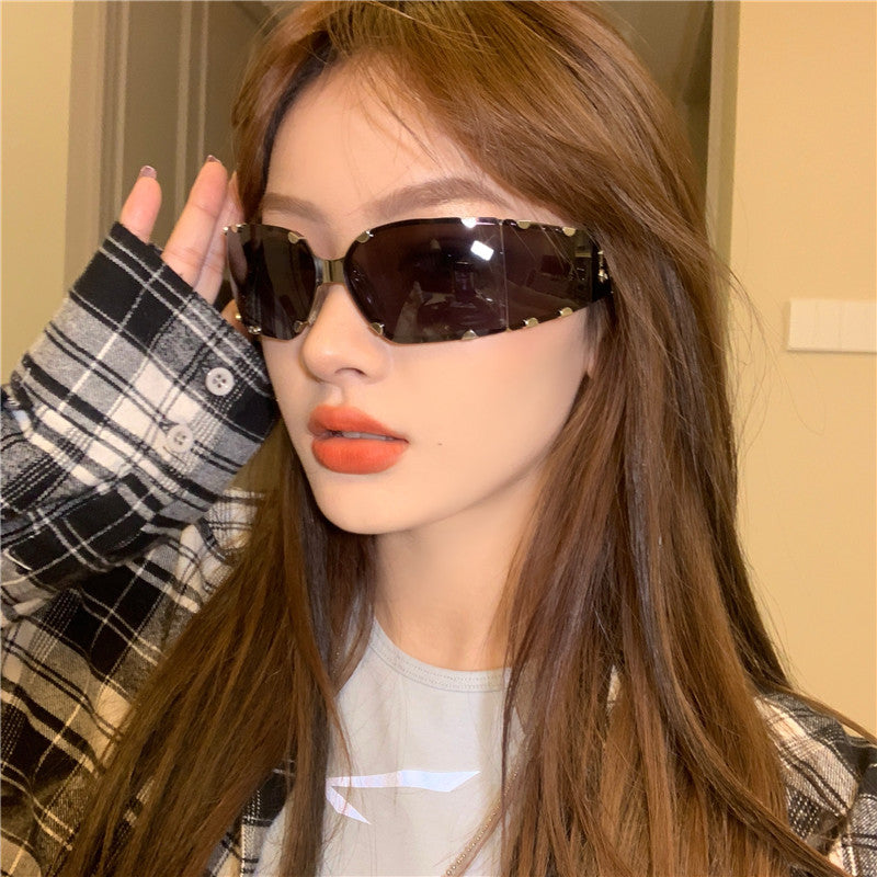 Selene Transparent Retro Wind Proof Rivet Sunglasses