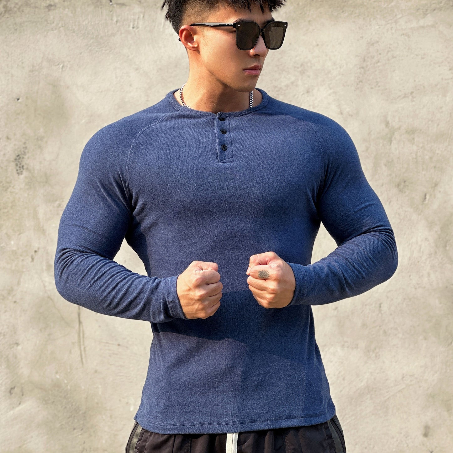 men’s fall fashion 2024 Fleece-lined Sports Suede Henley Shirt Long Sleeve Simple American Style Stretch Muscle Men's T-shirt Training Fitness Top