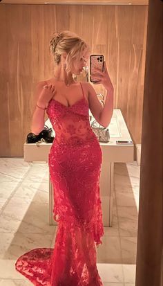 Beautiful Spaghetti Straps Birthday Party Dresses Red Lace Prom Dresses