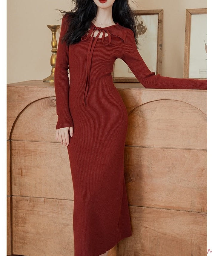 Vampire-Red Knitted Femme Fatale Dress