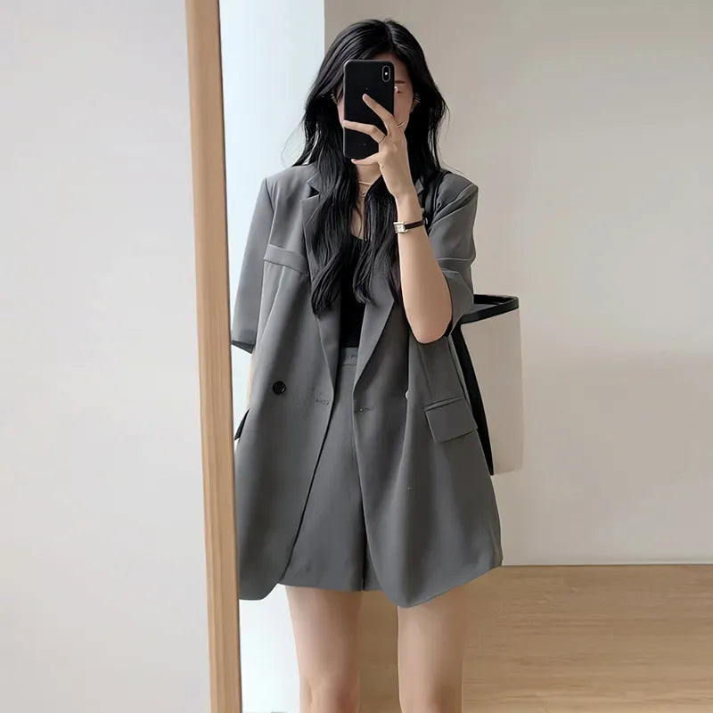 2023 Summer Retro Korean Version of the Temperament Short-sleeved Suit Jacket + Shorts Set Casual Loose Suit Two-piece Female