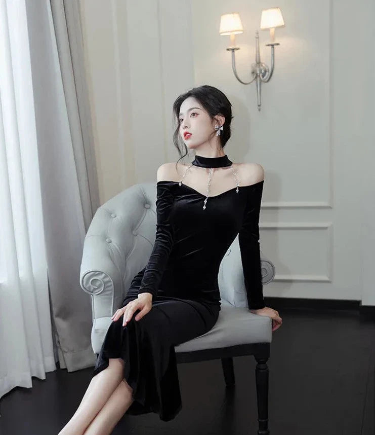 Goddess in The Night Dark Aesthetic Vamp Velvet Dress