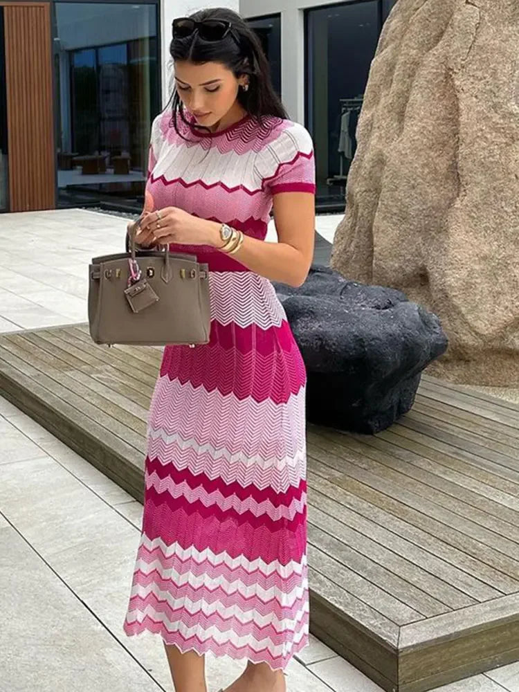 Women Contrast Color Knitted Slim Maxi Dress Round Neck Short Sleeve Dresses 2024 Curved Stripes Vacation Casual Street Vestido