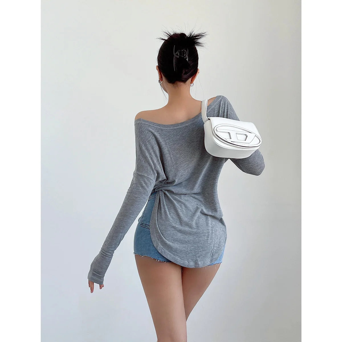 Loose Fitting Casual Long Sleeve Thin Sexy One Shoulder T-shirt Fashion Korean Women Tees Sweet Summer