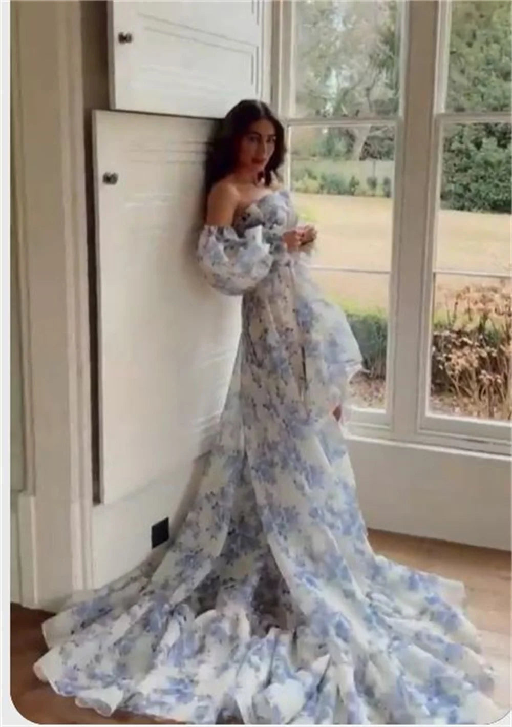 Gorgeous Prom Dress  Puffy Sleeve Printing A-line Sweet Blue Organza Romantic Strapless Long Tail Prom Dresses