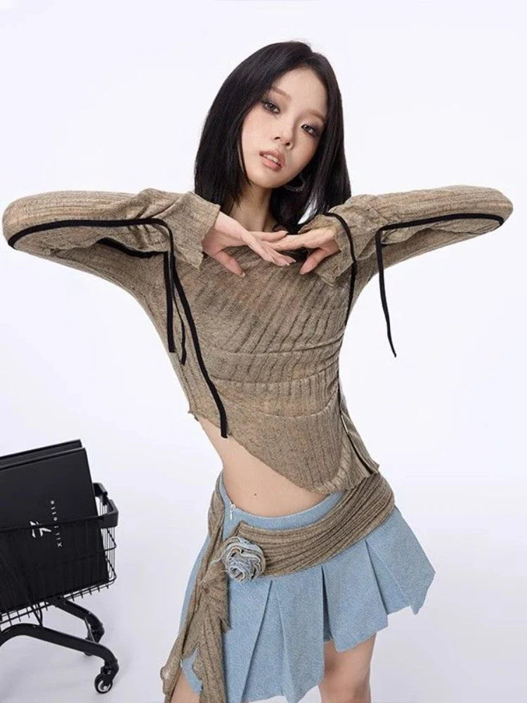 HOUZHOU 2000s Aesthetic Vintage T-shirts Women Grunge Y2k Streetwear Sexy Gyaru Long Sleeve Crop Asymmetrical Top Slash Neck Tee