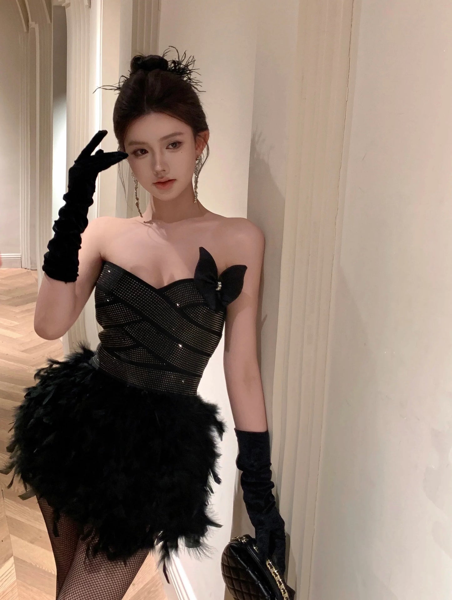 WARMMETA Girl Sexy Hot Diamond Slim Fit Lace-up Dress Women's Autumn/Winter Spliced Feather Strapless Bottom Dress Female Clothes