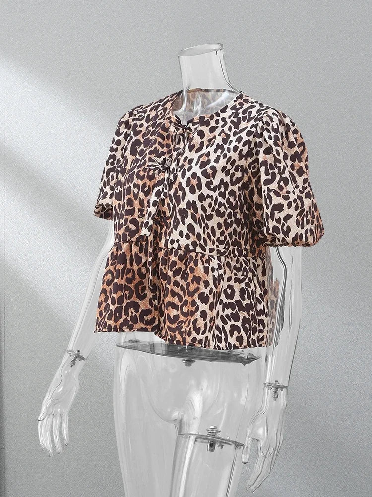 Fashion Leopard Printed Hollow Out Shirt Women Causal O Neck Short Sleeved Lace Up Tops New Chic Female Casual Streetwear 2024