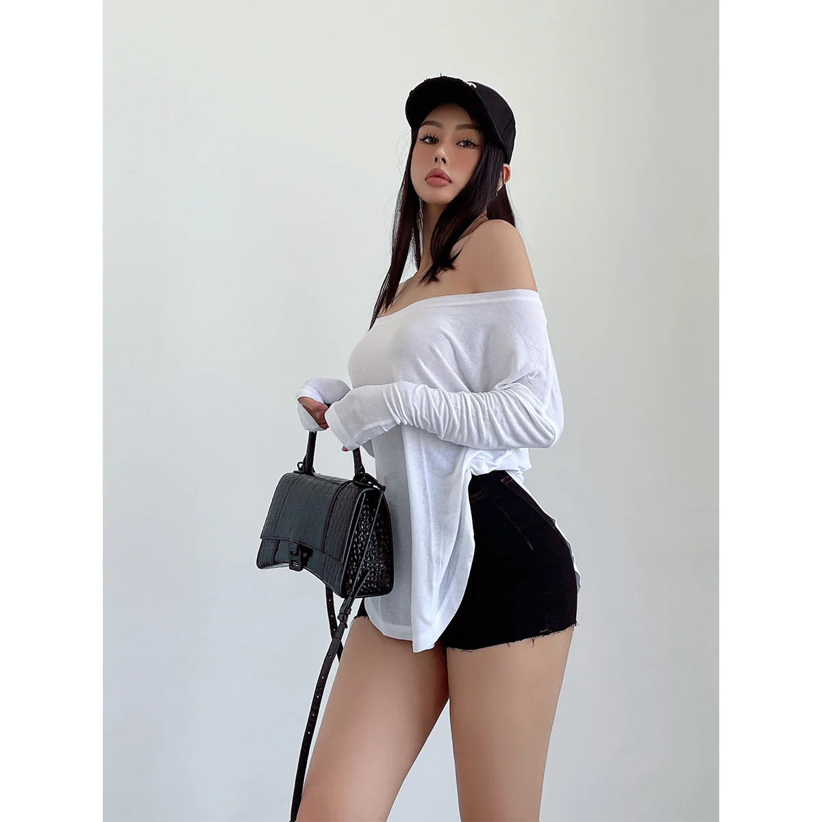 Loose Fitting Casual Long Sleeve Thin Sexy One Shoulder T-shirt Fashion Korean Women Tees Sweet Summer