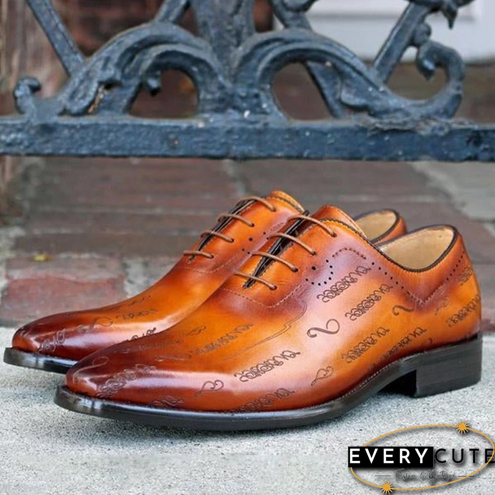 Special Symbol Carved Oxford Shoes