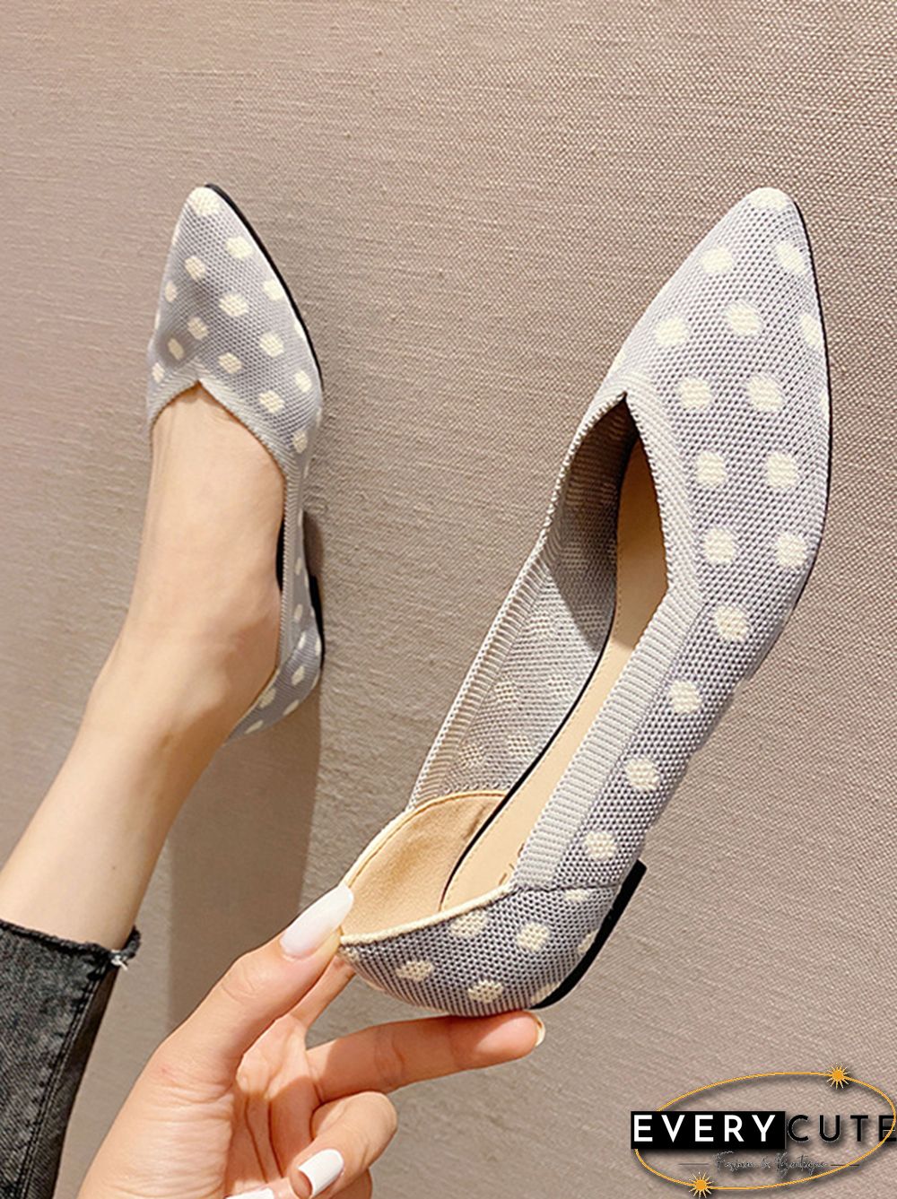 Contrast Color Pointed-Toe Polka-Dot V-Cut Low Heels Flat Shoes