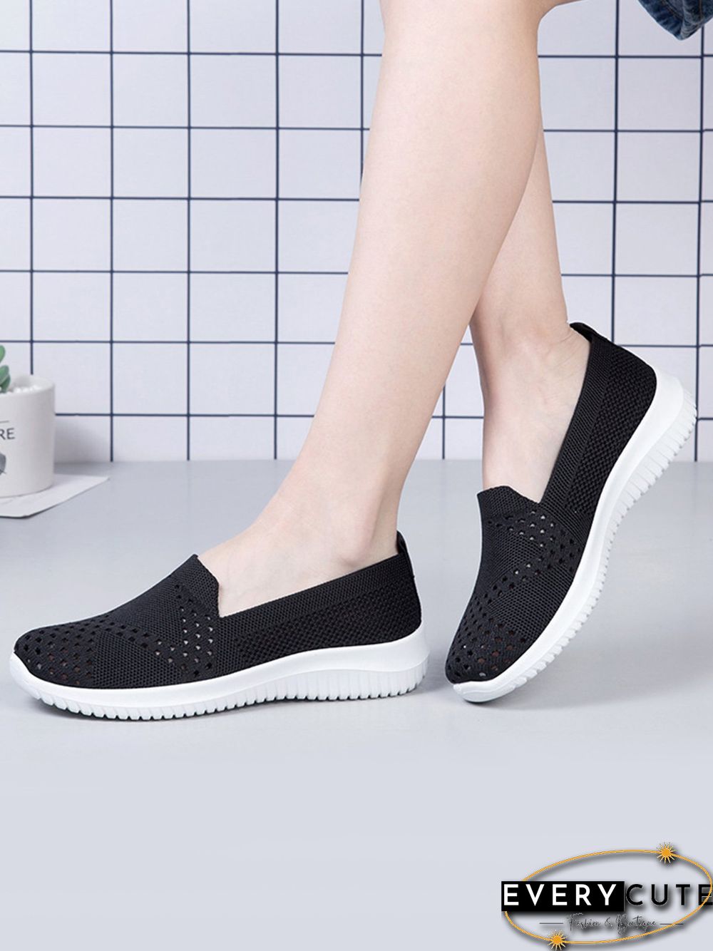 Lightweight Breathable Flyknit Mesh Casual Shoes Sneakers