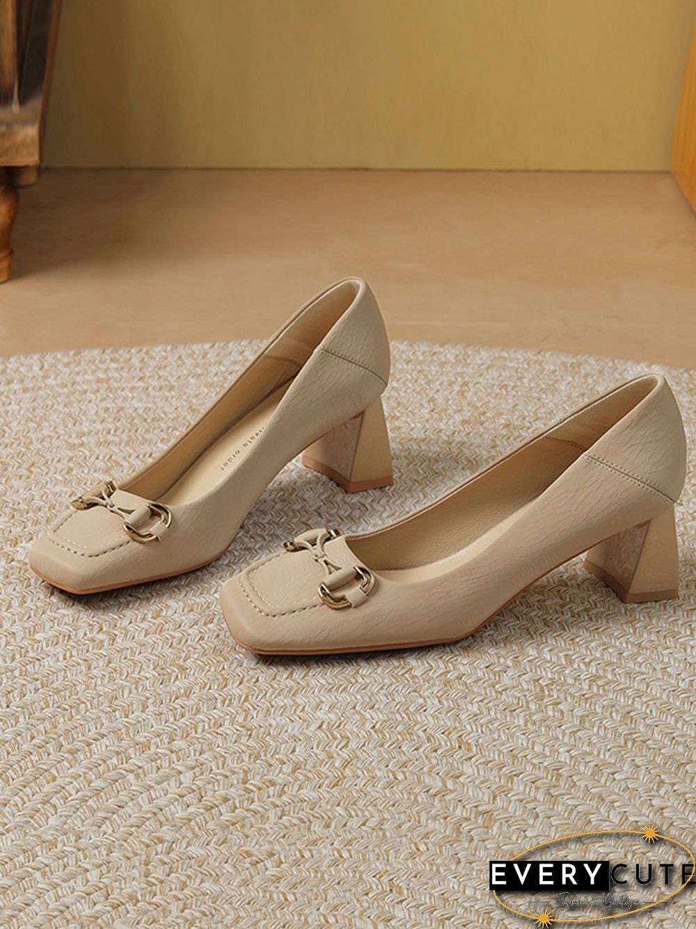 Shallow Cut Split-Joint Square-Toe Pumps