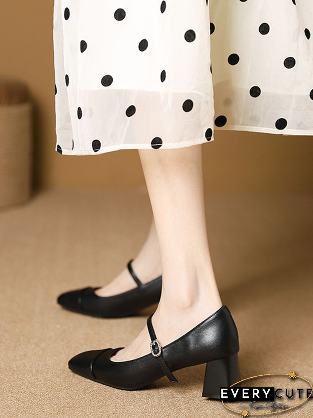 Split-Joint Mary Janes Pumps